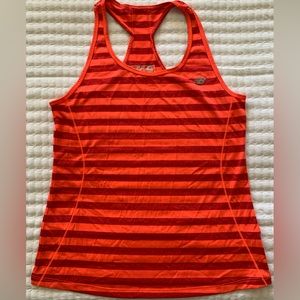 New Balance (m) workout top